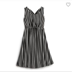 New with tags maternity dress.